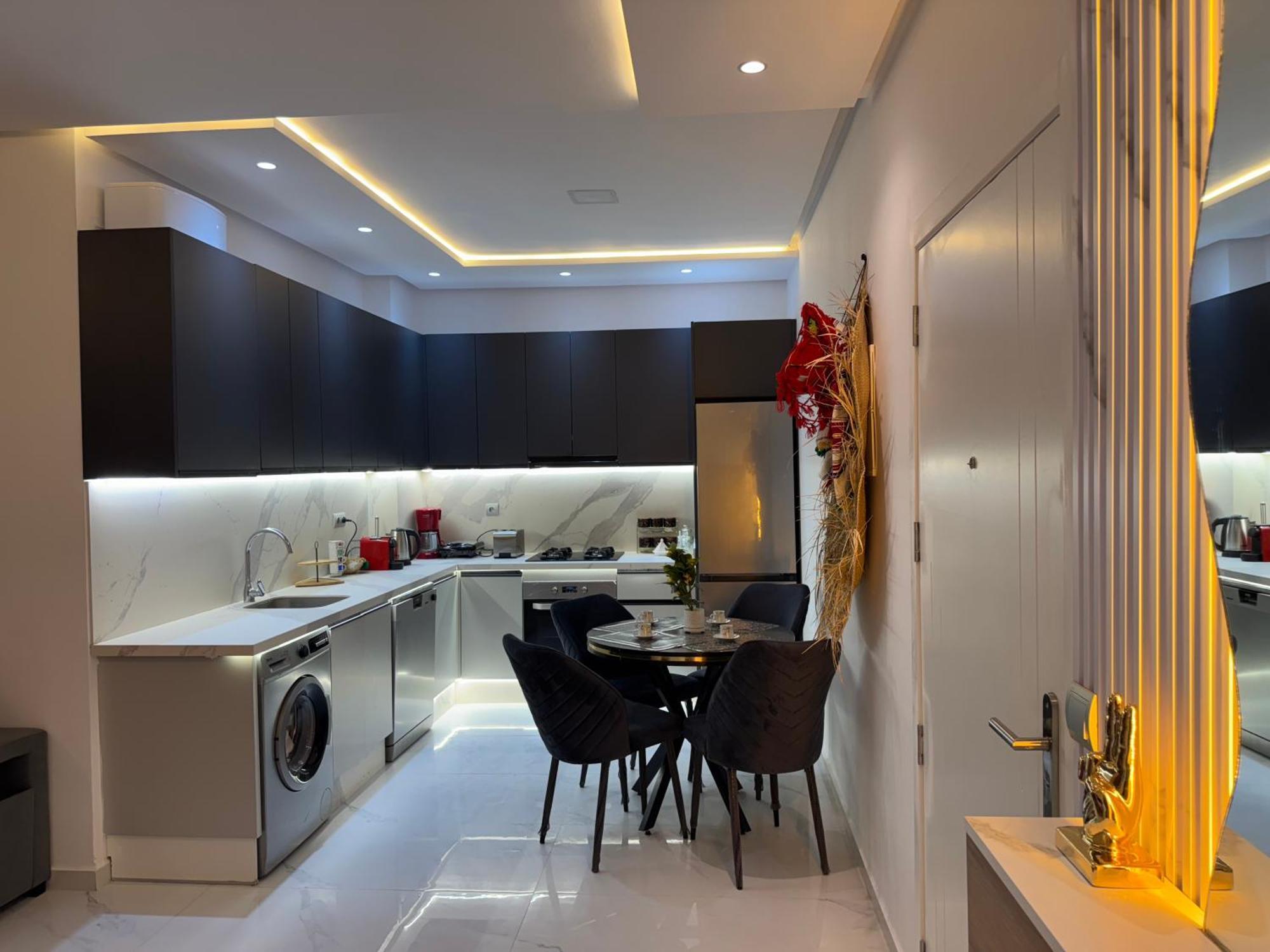 Sirena Pearl Cornice Tangeri